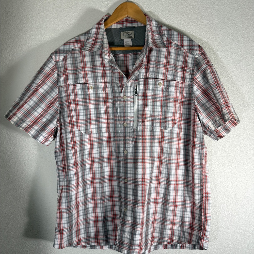 L.L. Bean large button up outdoor plaid wrinkle resistant short sleeve shirt